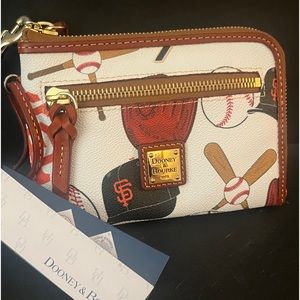 Dooney & Bourke Multi Function Zip Around Wristlet. San Francisco Giants Theme.